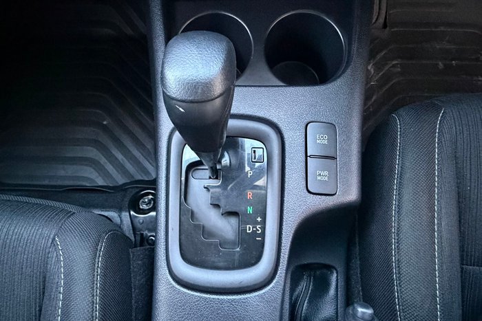 2020 Toyota Hilux SR