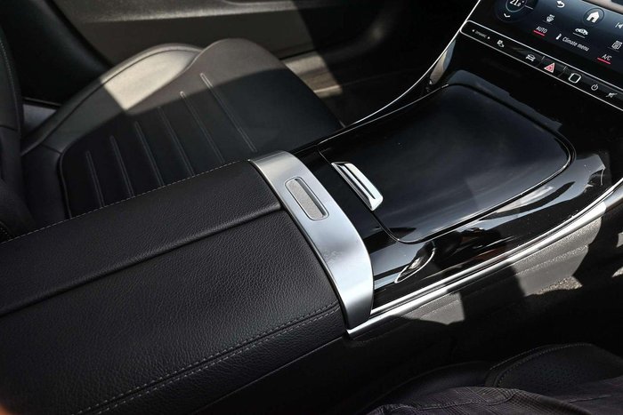 2022 Mercedes-Benz C-Class C200