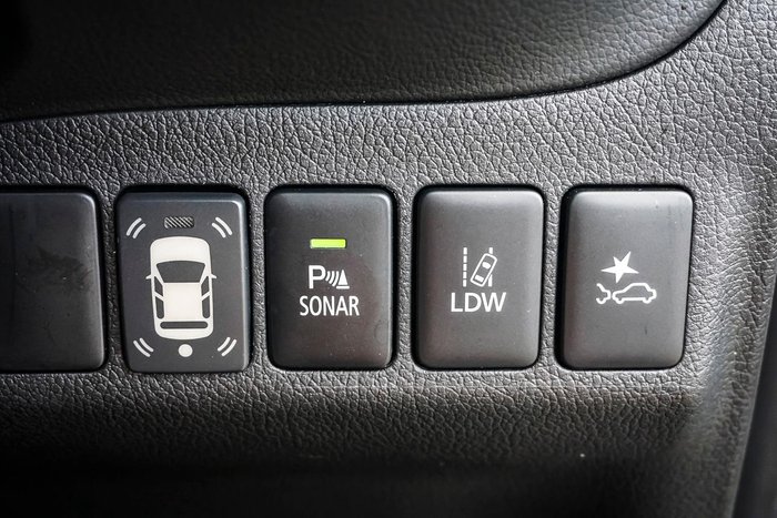 2021 Mitsubishi Outlander LS