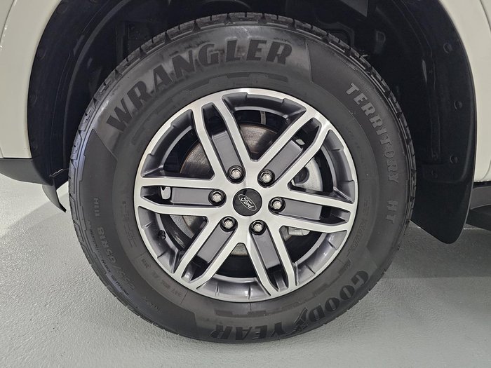 2025 Ford Everest Trend