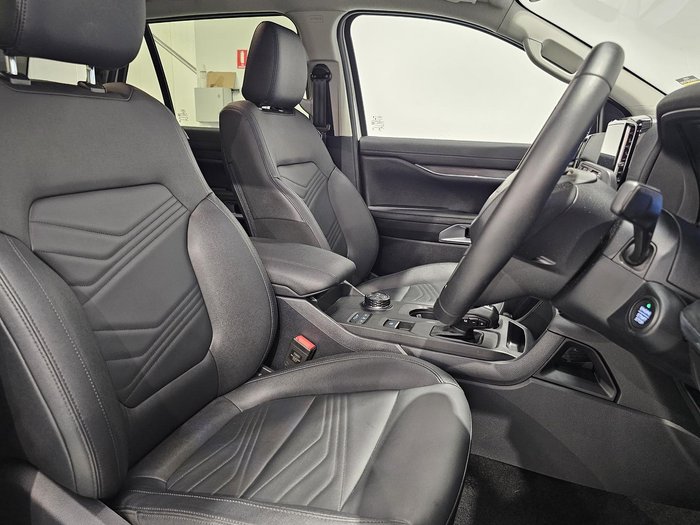 2025 Ford Everest Trend