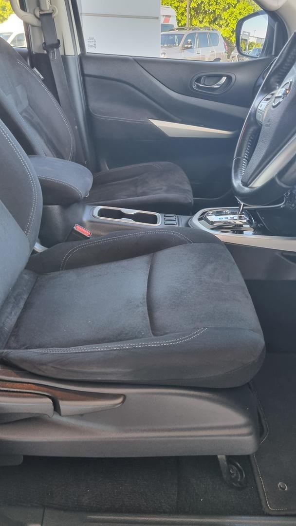 2018 Nissan Navara ST-X