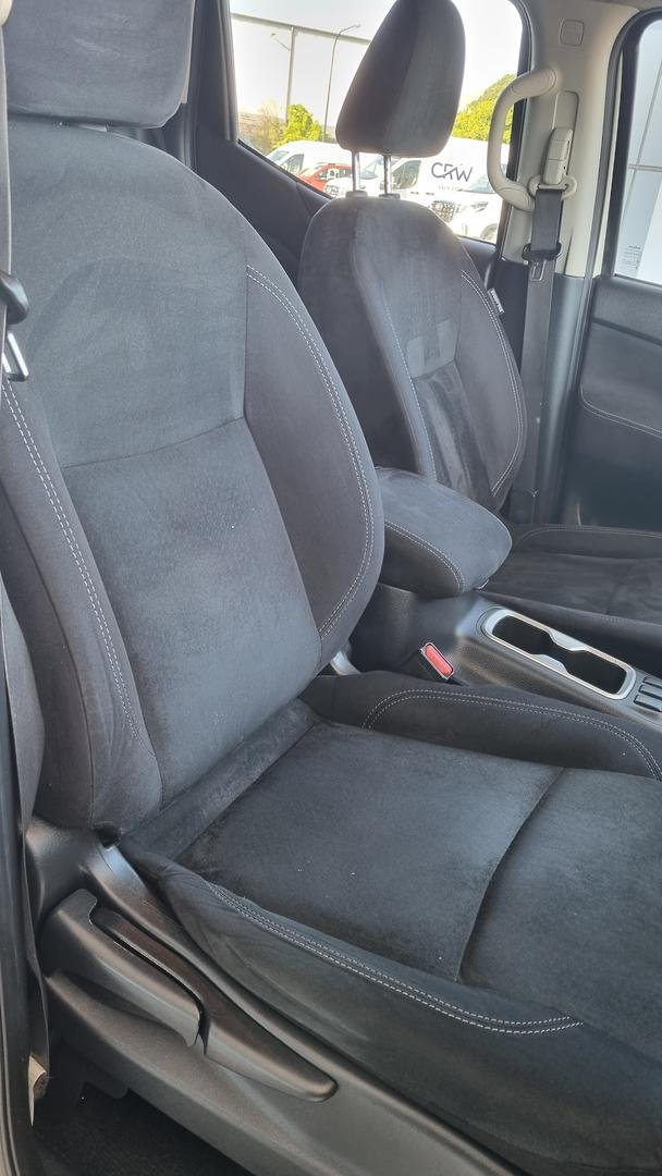 2018 Nissan Navara ST-X