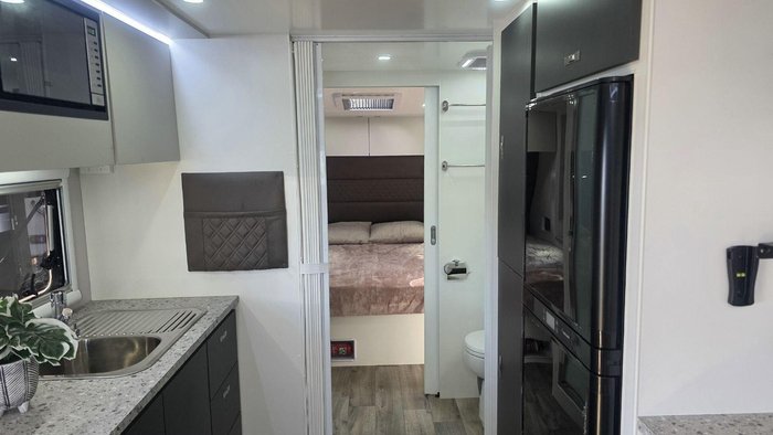 2026 Design RV Odyssey 2210R 22'10