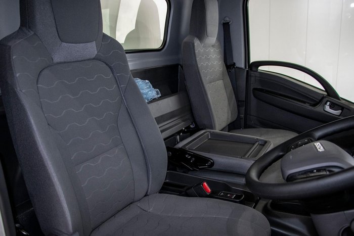 2026 Isuzu N Series NNR 45-150 DT D34 Vanpack