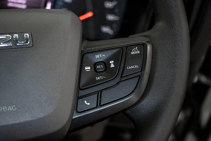 2026 Isuzu N Series NNR 45-150 DT D34 Vanpack