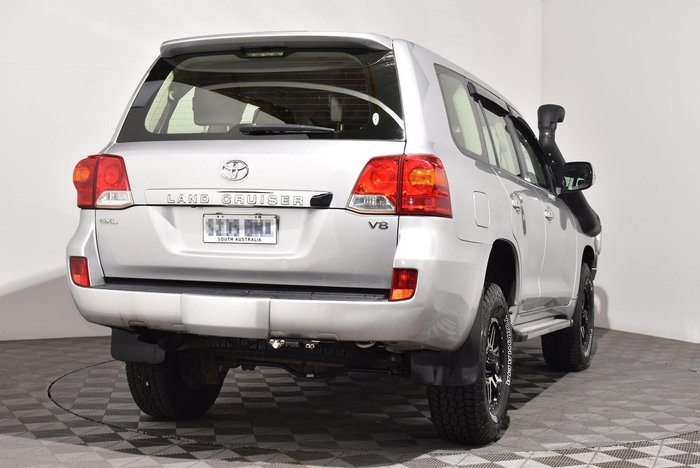 2012 Toyota Landcruiser GXL