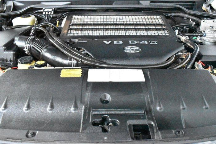 2012 Toyota Landcruiser GXL