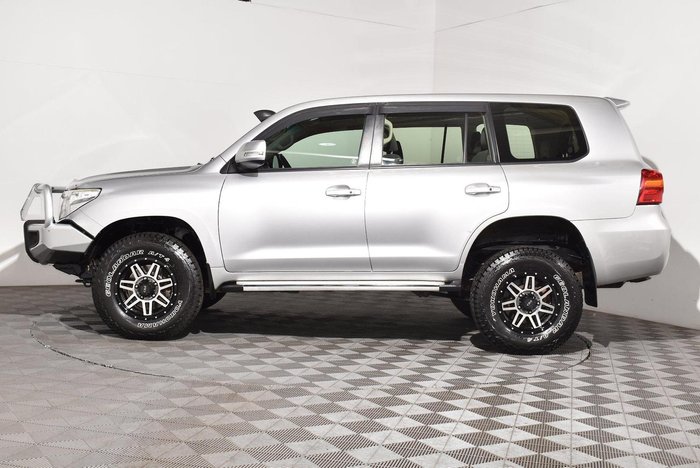 2012 Toyota Landcruiser GXL