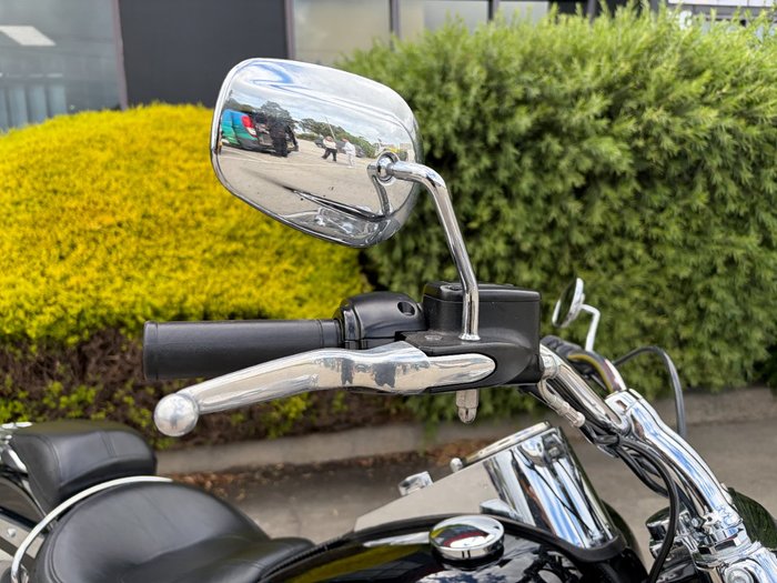 2017 HARLEY-DAVIDSON FLSTN SOFTAIL DELUXE Black