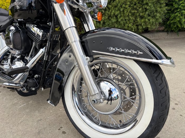 2017 HARLEY-DAVIDSON FLSTN SOFTAIL DELUXE Black