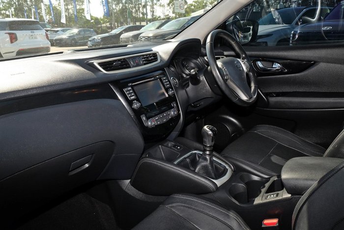 2016 Nissan QASHQAI Ti