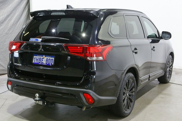 2020 Mitsubishi Outlander Black Edition