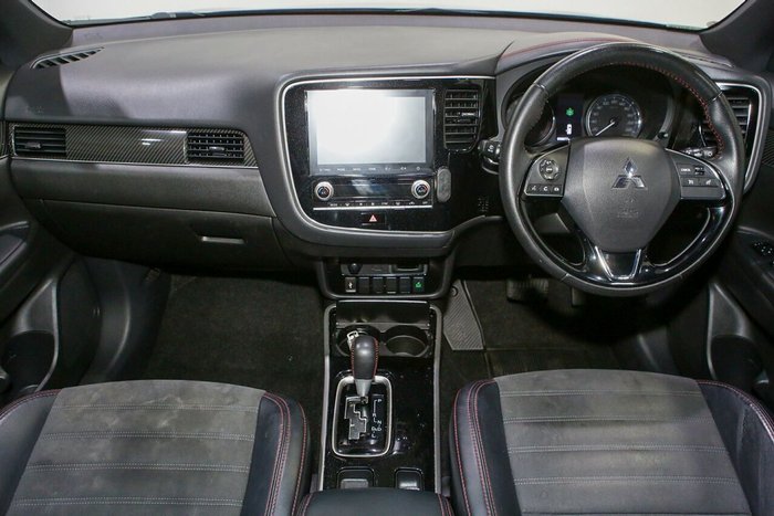 2020 Mitsubishi Outlander Black Edition
