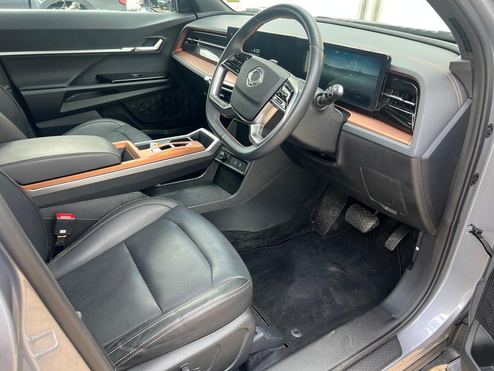 2024 KGM SsangYong Torres Ultimate