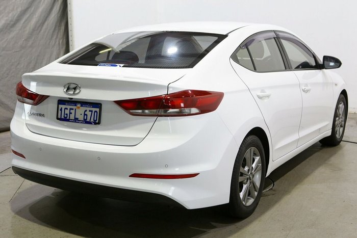 2017 Hyundai Elantra Active