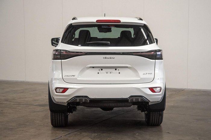 2025 Isuzu MU-X LS-T