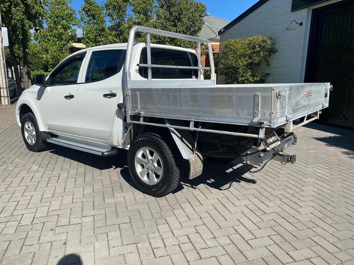 2015 Mitsubishi Triton GLX MQ MY16 4X4 Dual Range White