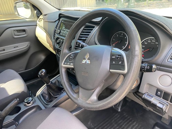 2015 Mitsubishi Triton GLX MQ MY16 4X4 Dual Range White