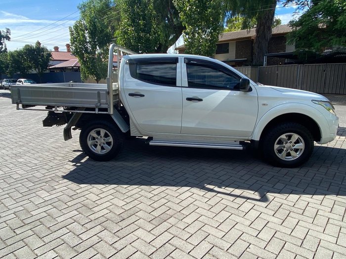 2015 Mitsubishi Triton GLX MQ MY16 4X4 Dual Range White