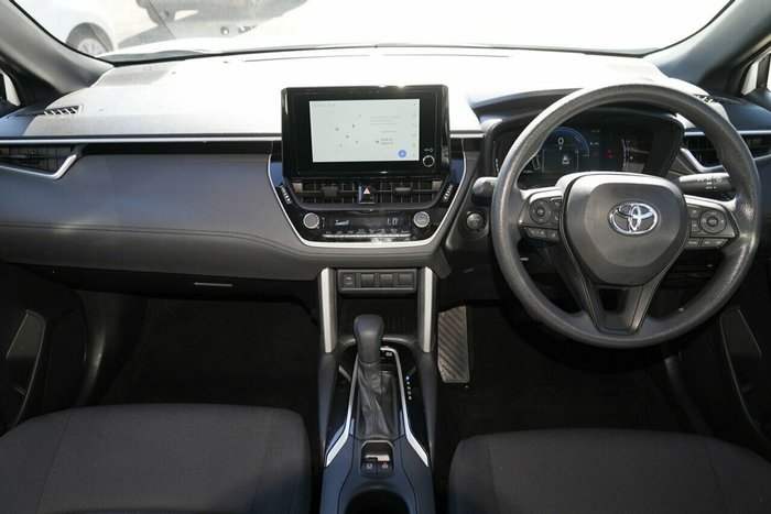 2024 Toyota Corolla Cross GX