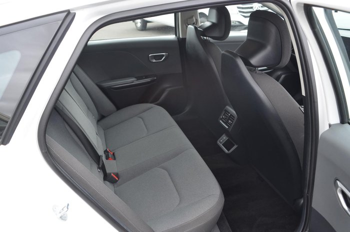 2025 Kia K4 S