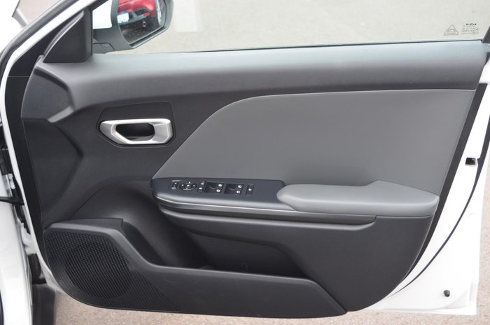 2025 Kia K4 S