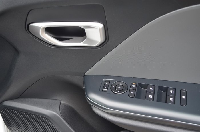 2025 Kia K4 S