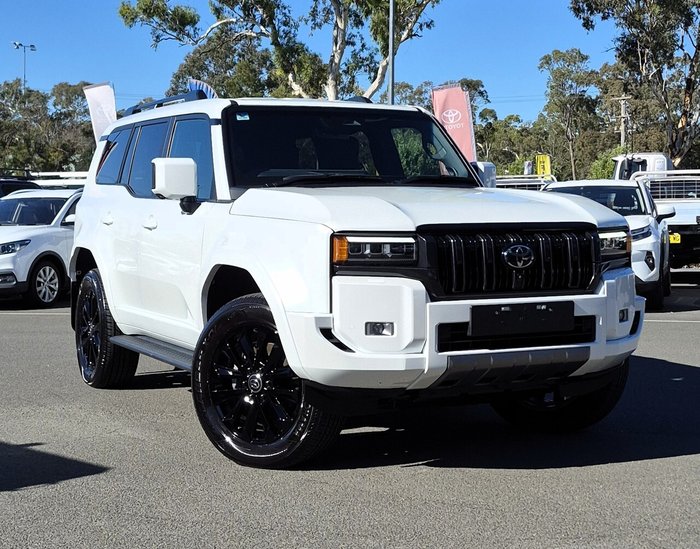 2024 Toyota Landcruiser Prado