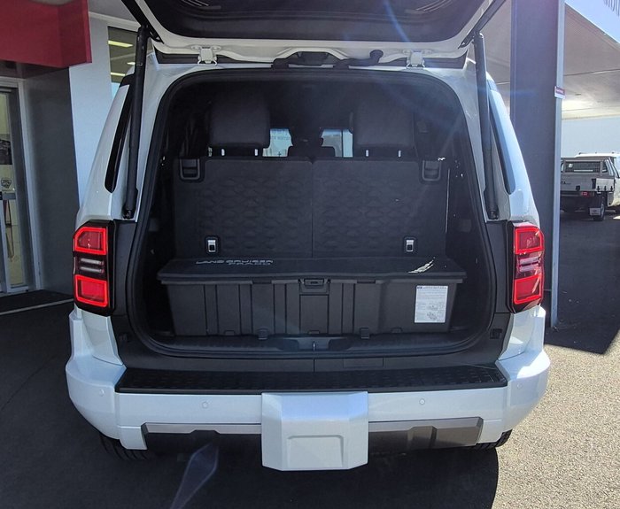 2024 Toyota Landcruiser Prado VX