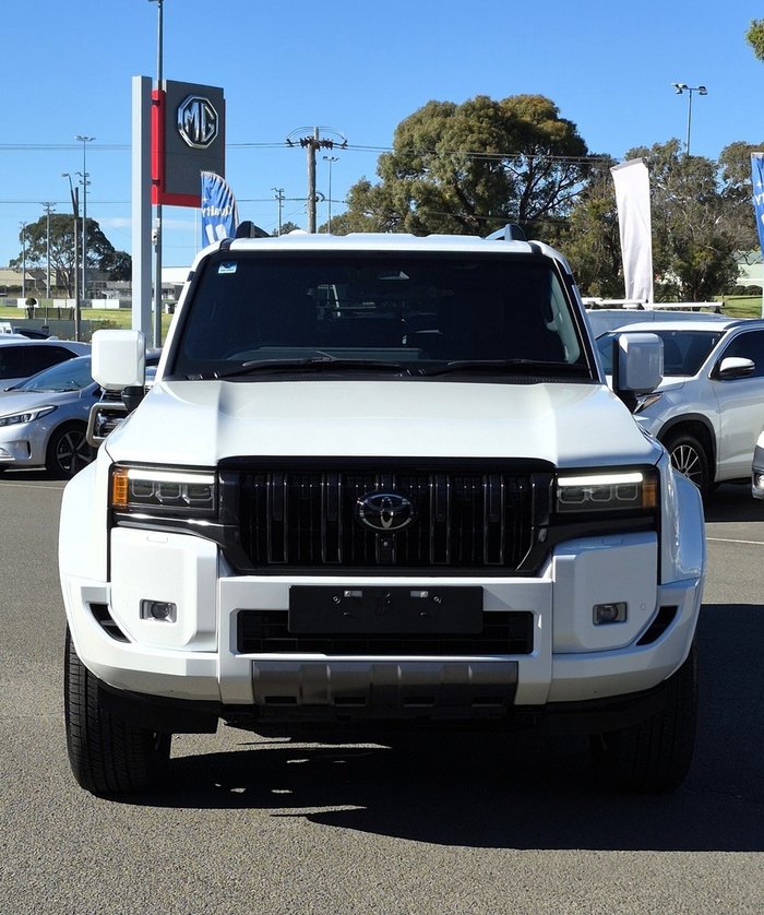 2024 Toyota Landcruiser Prado VX