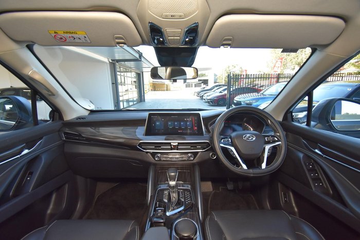 2021 LDV D90