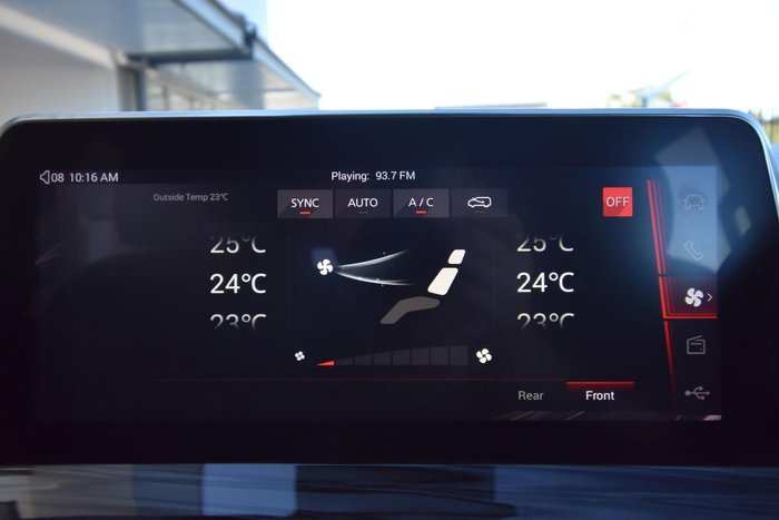 2021 LDV D90