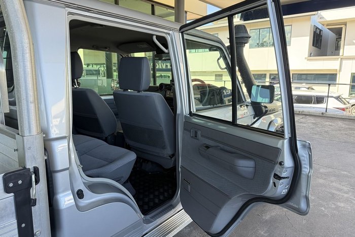 2023 Toyota Landcruiser GXL