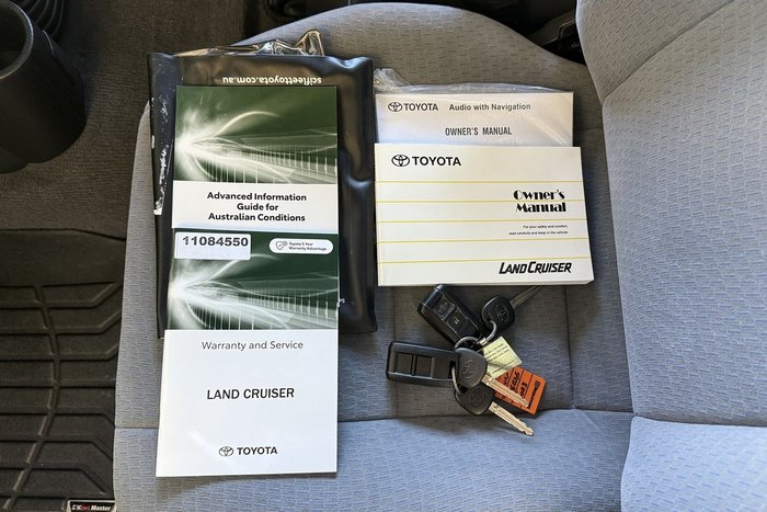 2023 Toyota Landcruiser GXL