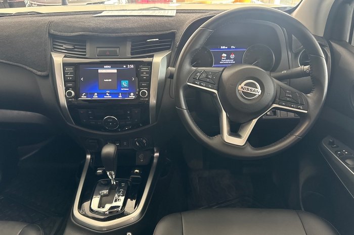 2024 Nissan Navara ST-X