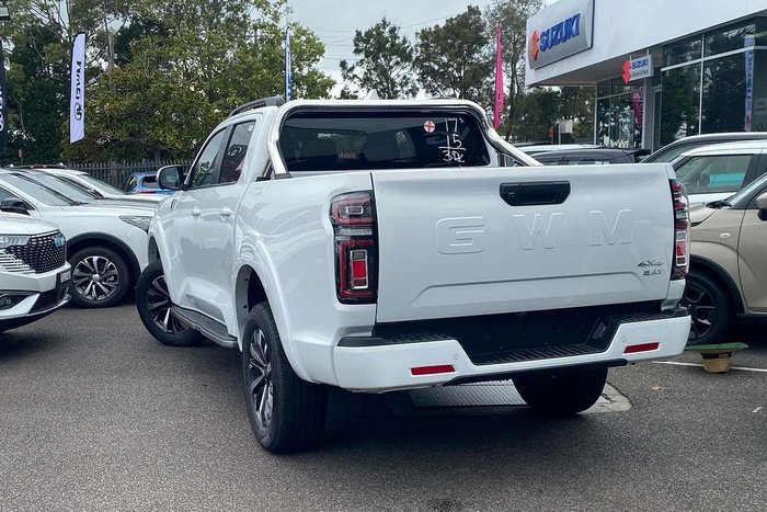 2025 GWM Ute Pearl White (9F01)
