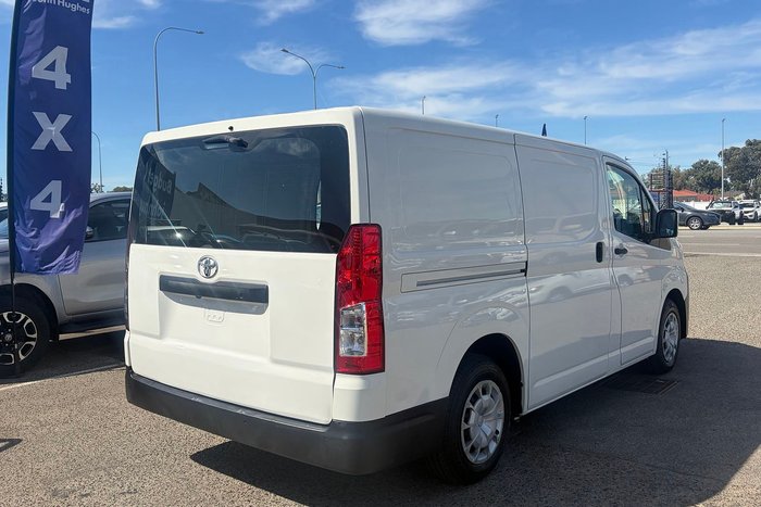 2021 Toyota Hiace