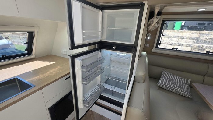 2026 Lotus Caravans Hollywood Hw246 24'6