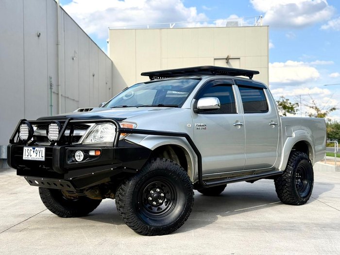2005 Toyota Hilux SR5 KUN26R MY05 4X4 Sterling Silver