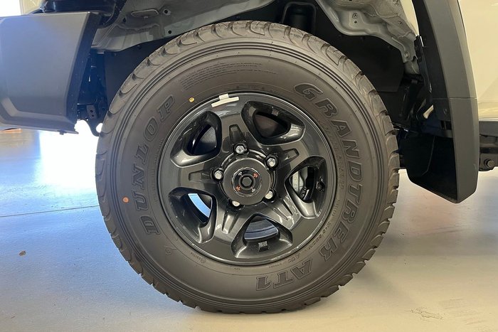 2025 Toyota Landcruiser GXL