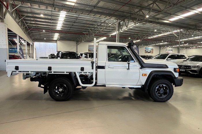 2025 Toyota Landcruiser GXL