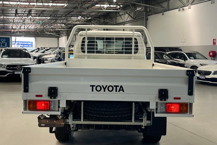 2025 Toyota Landcruiser GXL