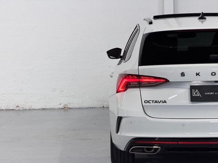 2022 SKODA Octavia RS NX MY23.5 Moon White