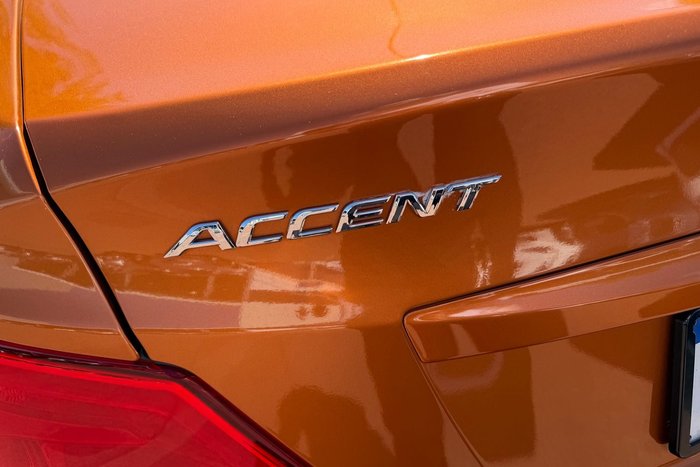 2016 Hyundai Accent Active