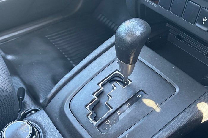 2022 Mitsubishi Triton GLX