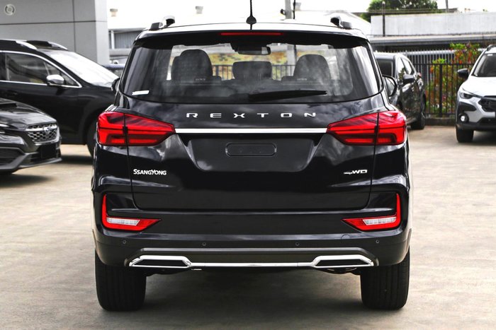 2025 KGM SsangYong Rexton Adventure Y461 MY24 4X4 Dual Range Space Black