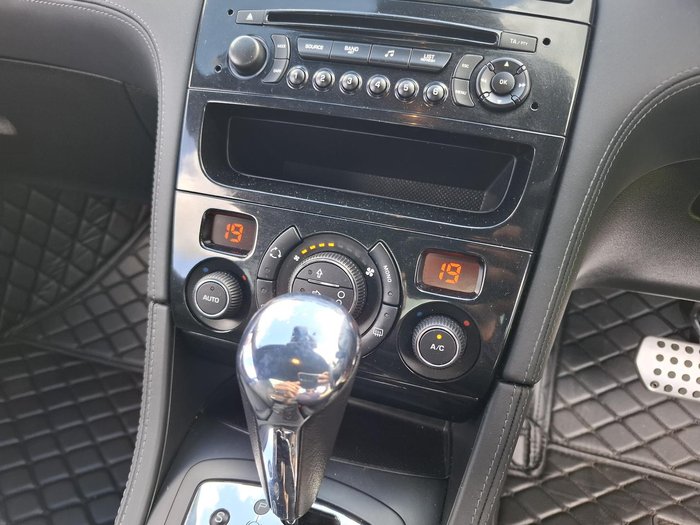 2011 Peugeot RCZ