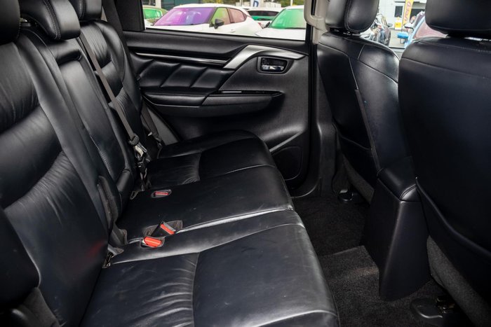 2016 Mitsubishi Pajero Sport GLS
