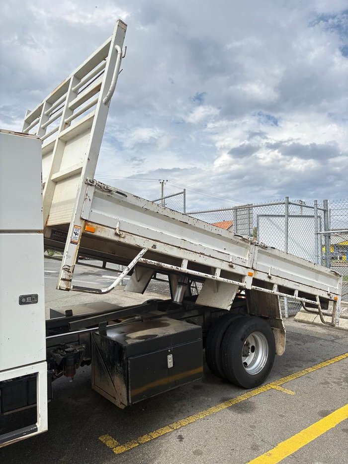 2017 Hino 300 Series White